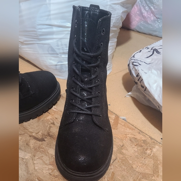 Shimmery Black combat boots Size 11 - Picture 2 of 6